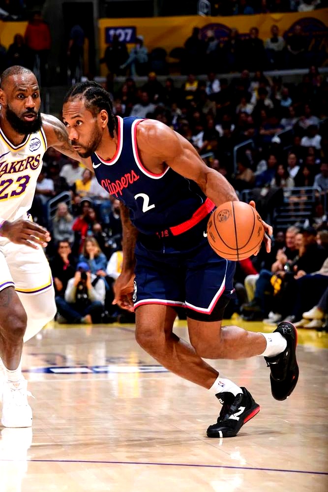 包含詹姆斯在快船比赛中锐不可当,比赛局势复杂引发热议!的词条 包含詹姆斯在快船比赛中锐不可当,比赛局势复杂引发热议!的词条